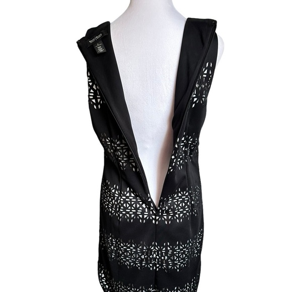 White House Black Market Women’s Sleeveless Textured Cutout Sheath Dress… - Picture 11 of 17